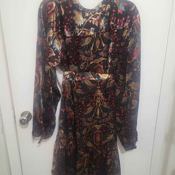 VENUS Burnout Velvet Mini Dress - Picture 3 of 5